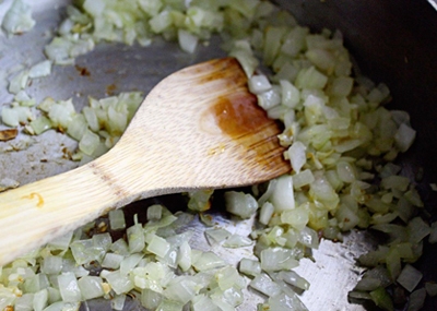 смажимо цибулю