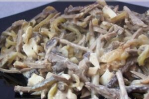 Салат з печінки з морквою для годуючої мами