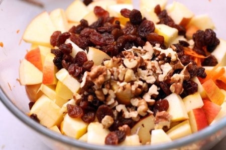 Подача салату