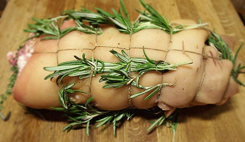 згортаємо її в рулет