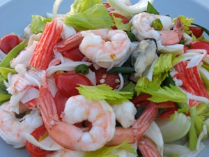 салат морський коктейль