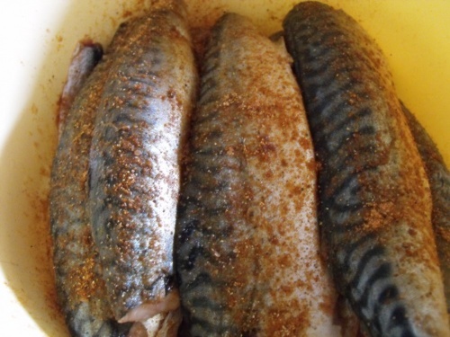 маринуємо скумбрію в спеціях