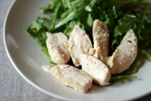 Куряча грудка в молоці