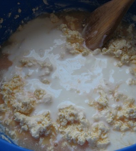 Додаємо сметану