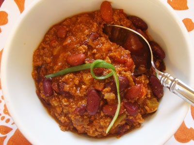чилі в тарілці