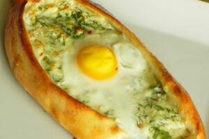 Відкриті пиріжки з яйцями