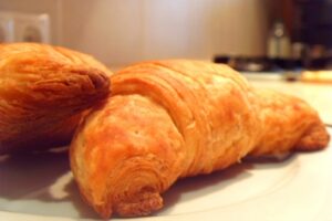 Круасан з сиром