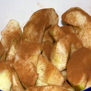 яблука кориці 