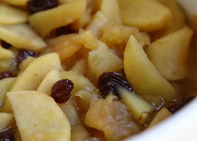 тушкуємо яблучну начинку