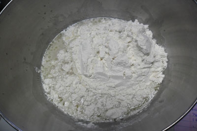 борошно і рідка маса