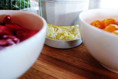 часник в блендері