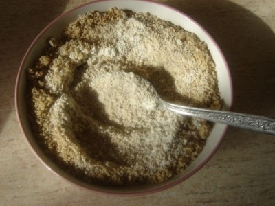 подрібнені горіхи