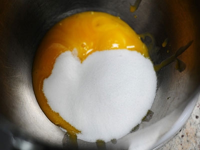 жовтки з цукром