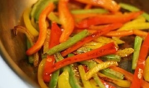 Обсмажуємо болгарські перці