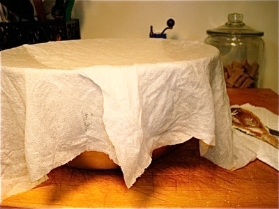 тісто в мисці