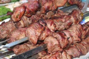 Шашлик з яловичини