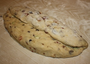 загортаємо тісто