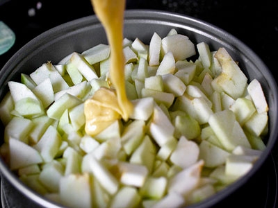 тісто на яблуках