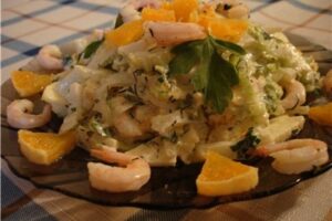 Салат з мандаринів і креветок