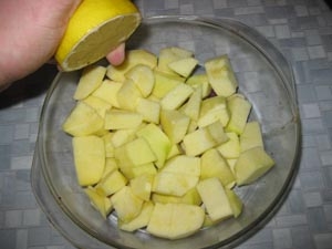 збризкуємо лимонним сокос