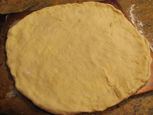 розкачуємо тісто