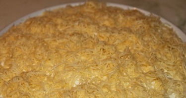 натираємо сиром