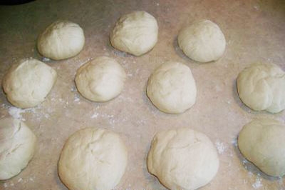 шматки тесту