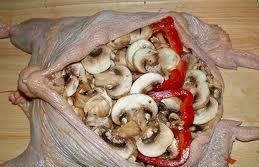 наповнюємо курку начинкою