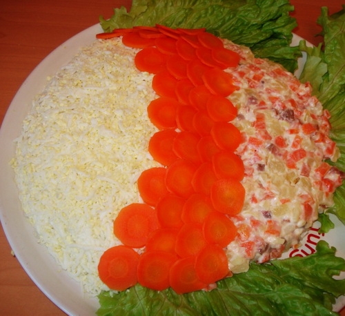 Салат на останній стадії завершення