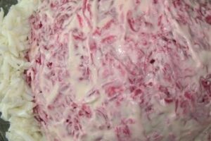 Салат "Форель під шапкою"