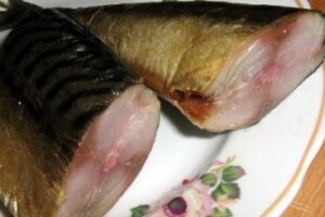 Скумбрія з димком