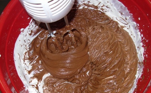 ретельно перемішуємо