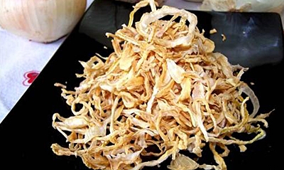 Готовий сушений ріпчасту цибулю