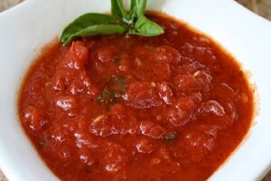 Томатна паста з овочами