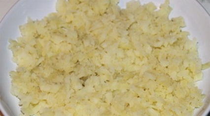 натираємо картоплю