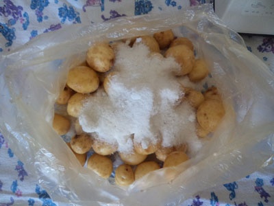 сіль і картоплю