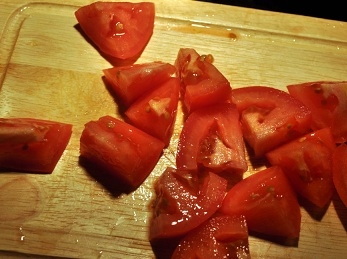 Ріжемо помідори