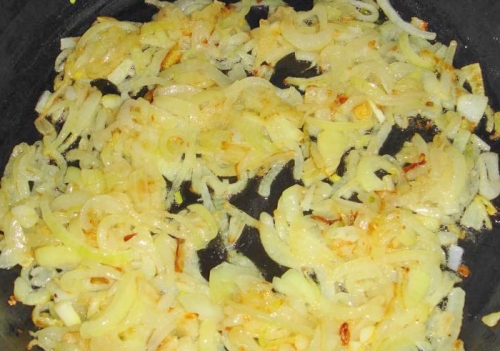 підготуємо цибулю.