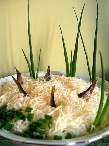 Прикрашаємо салат 