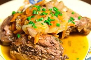 Кролик у вині