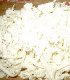 натираємо сир