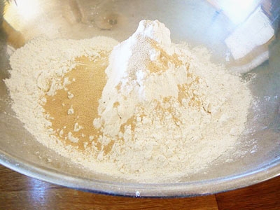 борошно з дріжджами