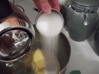 цукор і міксер