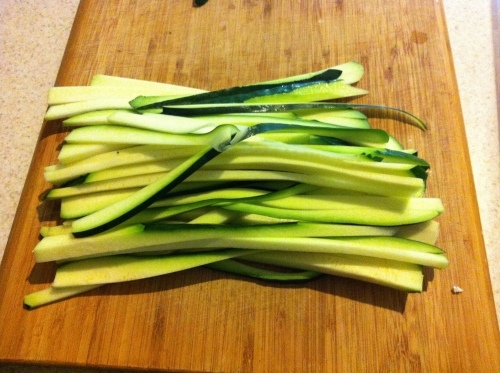 нарізаємо цукіні