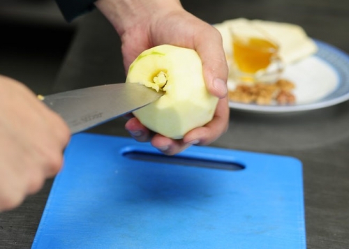 Крок 4: підготуємо яблука. 