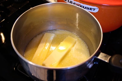 розтоплений маргарин