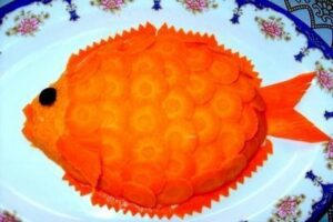 Салат «Святковий золота рибка»