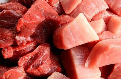 Подрібнюємо м'ясо