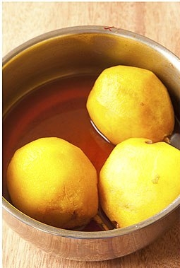 наполягаємо груші в сиропі