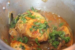 Маринована курка каррі